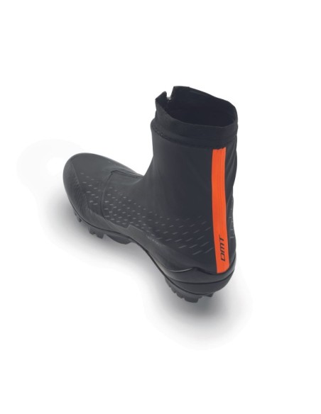 Chaussures DMT WKM1